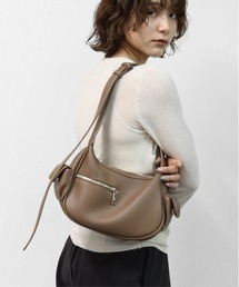 フェイクレザーサイドポケットショルダーバッグ FAUX LEATHER SIDE POCKET SHOULDER BAG