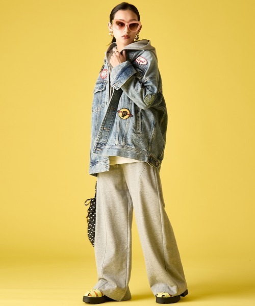 GEVS.（ジェイヴィス）の「綿100％ワッペン付ワイドシルエットデニムジャケット＜大きいサイズ有＞GEVS.（デニムジャケット・レディース・ブルー系・M-LL/3L～4L/5L～6L）」の21枚目の写真