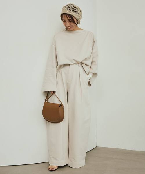 VERMEIL par iena（ヴェルメイユパーイエナ）の「《手洗い可》Curved Tuck パンツ（その他パンツ・レディース・アイボリー/ブラック・38/36）」の7枚目の写真