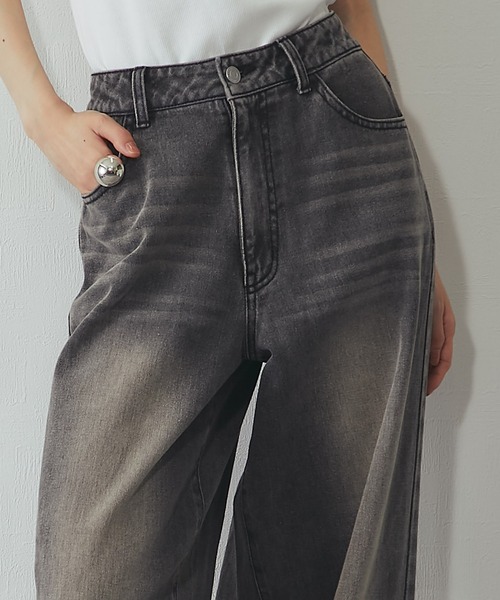 ANOTHER S(アナザーエス)の「コクーンシルエットワイドデニムパンツ(デニムパンツ・レディース・ブルー/ブラック・S/M/L)」の12枚目の写真