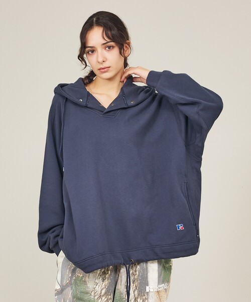 Russell Athletic(ラッセルアスレティック)の「【BerBerJin × RUSSELL ATHLETIC / ベルベルジン × ラッセル アスレティック】Double Snap Button Hoodie / ダブルスナップボタン フーディ(パーカー・メンズ・ライトグレー/ネイビー・M/L)」の3枚目の写真
