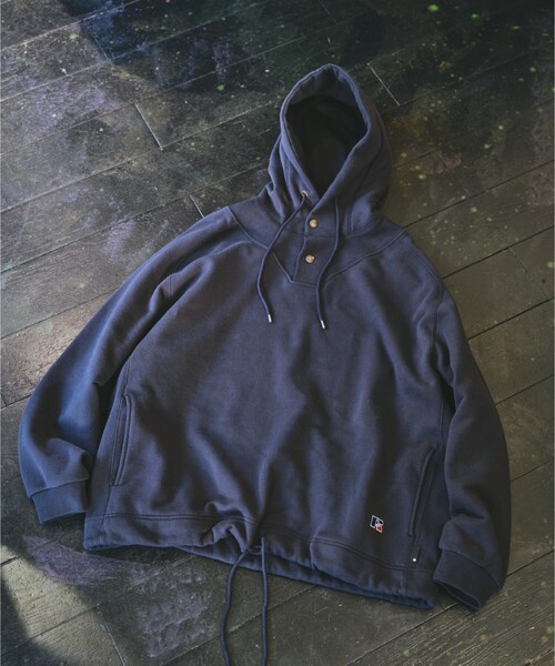 Russell Athletic(ラッセルアスレティック)の「【BerBerJin × RUSSELL ATHLETIC / ベルベルジン × ラッセル アスレティック】Double Snap Button Hoodie / ダブルスナップボタン フーディ(パーカー・メンズ・ライトグレー/ネイビー・M/L)」の9枚目の写真
