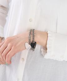 To b. by agnes b.（トゥービーバイアニエスベー）の「メッセージ ハート チェーンブレスレット "Merci"（ブレスレット）」