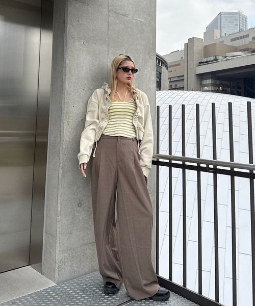 Ameri（アメリ）の「OYSTER SILHOUETTE HOODIE（パーカー・レディース・スミクロ/パープル/ライトベージュ・FREE）」の18枚目の写真