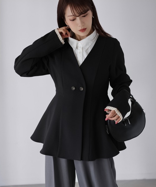 Riberry(リベリー)の「ノーカラーウエストシェイプペプラムジャケット(ノーカラージャケット・レディース・ベージュ/チャコールグレー/ブラック・FREE)」の1枚目の写真