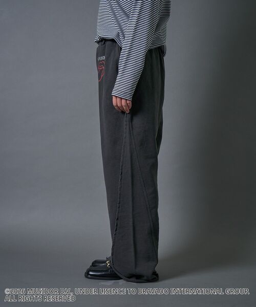 CRAFT STANDARD BOUTIQUE（クラフトスタンダードブティック）の「【ザ・ローリング・ストーンズ】ピグメントスウェットパンツ（スウェットパンツ・メンズ・チャコールグレー/ライトグレー・M/S/L）」の4枚目の写真