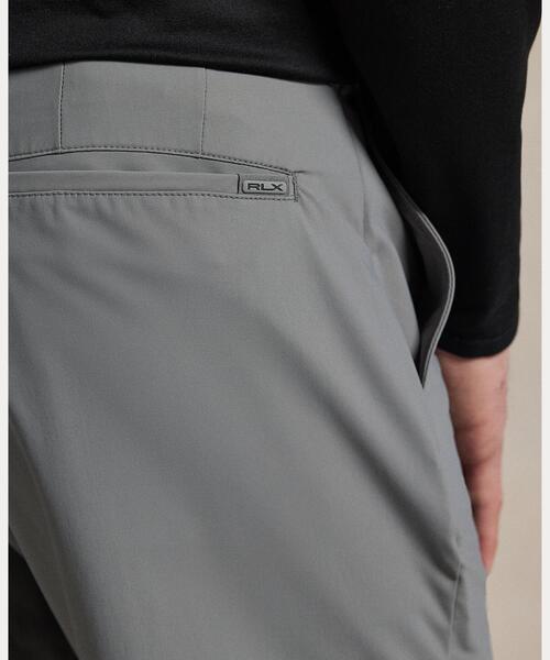 RLX GOLF(アールエルエックスゴルフ)の「8インチ テーラード フィット ストレッチ ニット ショートパンツ(その他パンツ・メンズ・グレー系・30/32/34/36)」の4枚目の写真