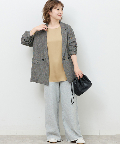 JOURNAL STANDARD relume(ジャーナルスタンダード レリューム)の「サテンノースリーブブラウス(シャツ/ブラウス・レディース・ネイビー/ベージュ・FREE)」の3枚目の写真
