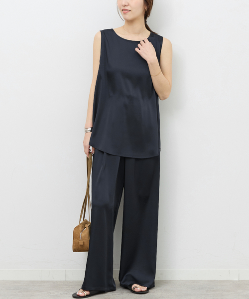 JOURNAL STANDARD relume(ジャーナルスタンダード レリューム)の「サテンノースリーブブラウス(シャツ/ブラウス・レディース・ネイビー/ベージュ・FREE)」の12枚目の写真