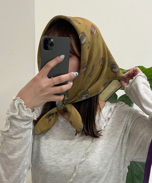 CIAOPANIC（チャオパニック）の「ダブルフェイスリバーシブル大判スカーフ（バンダナ/スカーフ・レディース・グリーン/レッド・ONE SIZE）」の3枚目の写真