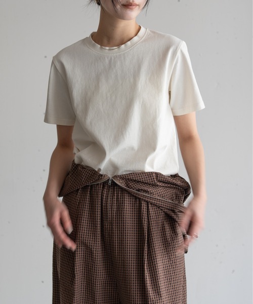 hwyl(ヒュイル)の「バックオープンTシャツ(Tシャツ/カットソー・レディース・チャコールグレー/ライトピンク/アイボリー・FREE)」の5枚目の写真
