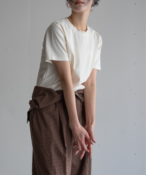 hwyl(ヒュイル)の「バックオープンTシャツ(Tシャツ/カットソー・レディース・チャコールグレー/ライトピンク/アイボリー・FREE)」の9枚目の写真