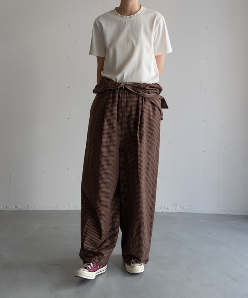 hwyl(ヒュイル)の「バックオープンTシャツ(Tシャツ/カットソー・レディース・チャコールグレー/ライトピンク/アイボリー・FREE)」の11枚目の写真