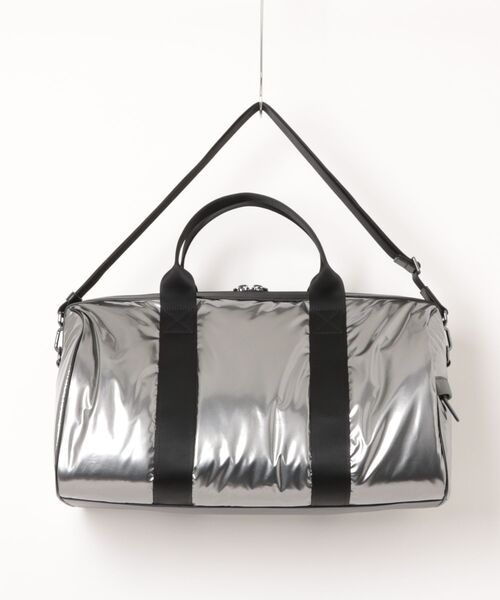 MICHAEL KORS(マイケルコース)の「BROOKLYN メタリック パフィー ダッフル バッグ ミディアム(ボストンバッグ・メンズ・ガンメタ・FREE)」の2枚目の写真