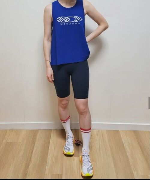 MENASOO(ミナス)の「VENODE Three Track Logo Active Sleeve_Blue(Tシャツ/カットソー・レディース・ブルー・1/2)」の5枚目の写真