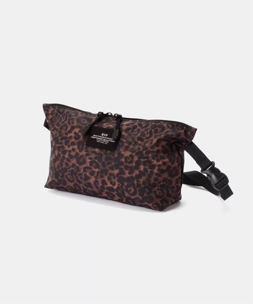 BAGSINPROGRESS(バッグズインプログレス)の「《WEB限定追加》【BAGS IN PROGRESS】FANNY PACK CROSSBODY LEOPARD(ショルダーバッグ・レディース・ブラウン・FREE)」の3枚目の写真