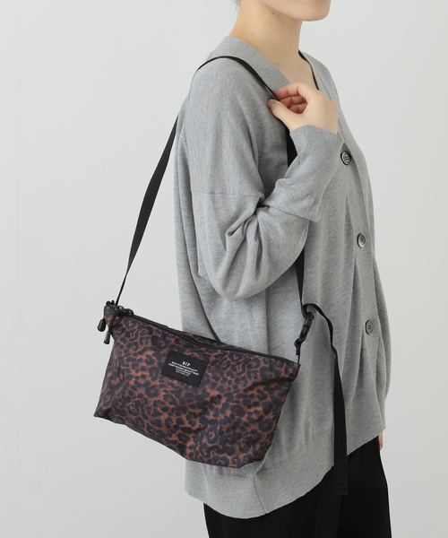 BAGSINPROGRESS(バッグズインプログレス)の「《WEB限定追加》【BAGS IN PROGRESS】FANNY PACK CROSSBODY LEOPARD(ショルダーバッグ・レディース・ブラウン・FREE)」の14枚目の写真