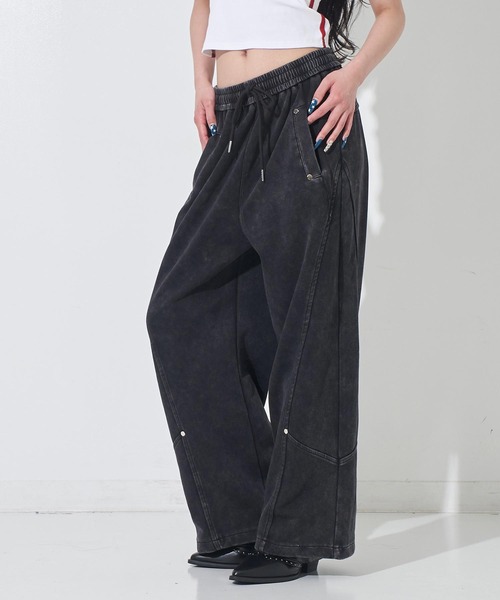 ANAP(アナップ)の「スタッズ付スウェットパンツ(スウェットパンツ・レディース・ライトグレー/ブラック・F)」の22枚目の写真