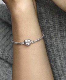 Pandora（パンドラ）の「Moments ハート スネークチェーン ブレスレット（ブレスレット）」