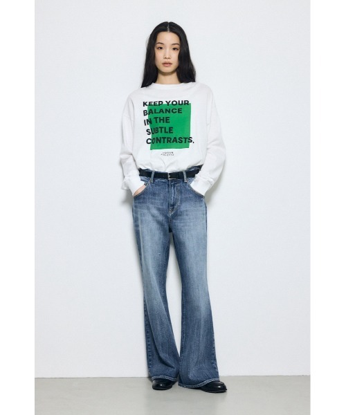 AZUL by moussy（アズールバイマウジー）の「フロントメッセージロゴロンT（Tシャツ/カットソー・レディース・ライトブラック/オフホワイト・SMALL/MEDIUM）」の7枚目の写真