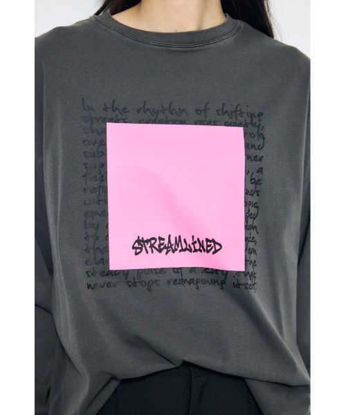 AZUL by moussy（アズールバイマウジー）の「フロントメッセージロゴロンT（Tシャツ/カットソー・レディース・ライトブラック/オフホワイト・SMALL/MEDIUM）」の17枚目の写真