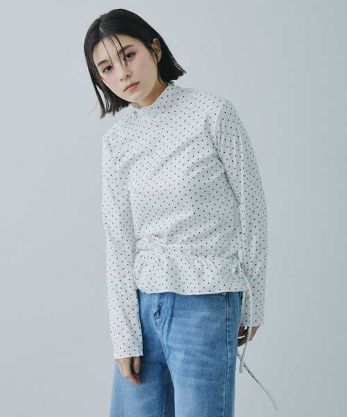 Mirette(ミレット)の「ドットペプラム ハイネックトップス / Polka Dot Peplum High-Neck Top(Tシャツ/カットソー・レディース・ホワイト・LARGE/MEDIUM)」の10枚目の写真