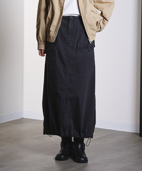 ROSE BUD(ローズバッド)の「(GENE HEAVENS)RIP STOP CARGO POCKET SKIRT(スカート・レディース・チャコールグレー/ブルー・ONE SIZE)」の1枚目の写真
