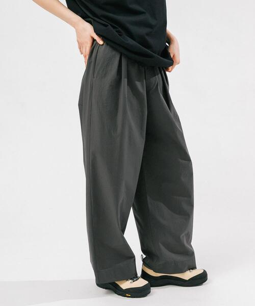 EKAL(エカル)の「DOT AIR WIDE TROUSERS(その他パンツ・レディース・ブラウン/ブラック/チャコールグレー・ONE)」の2枚目の写真