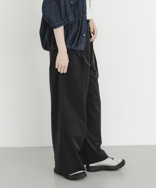 EKAL（エカル）の「『吸水速乾/通気性/軽量』DOT AIR WIDE TROUSERS（その他パンツ・レディース・ブラウン/ブラック/チャコールグレー・ONE）」の6枚目の写真