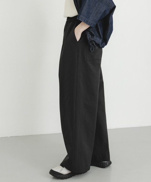 EKAL（エカル）の「DOT AIR WIDE TROUSERS（その他パンツ・レディース・ブラウン/ブラック/チャコールグレー・ONE）」の6枚目の写真