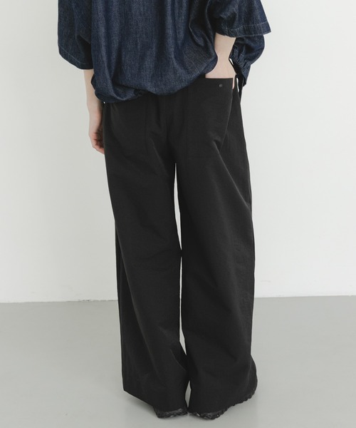 EKAL（エカル）の「DOT AIR WIDE TROUSERS（その他パンツ・レディース・ブラウン/ブラック/チャコールグレー・ONE）」の9枚目の写真