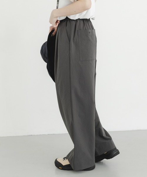 EKAL（エカル）の「DOT AIR WIDE TROUSERS（その他パンツ・レディース・ブラウン/ブラック/チャコールグレー・ONE）」の12枚目の写真