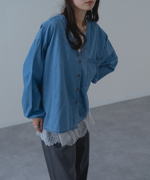 refinedworks（リファインドワークス）の「【refinedworks】抜け感あふれる デニム Vネック プルオーバー（シャツ/ブラウス・レディース・ネイビー/ブルー・FREE）」の16枚目の写真