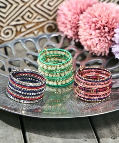チャイハネ（チャイハネ）の「【チャイハネ】レリアビーズバングル（バングル/リストバンド・レディース・レッド系その他/グリーン/ブラウン/マルチ/パープル/ネイビー・FREE）」の7枚目の写真