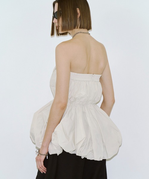 JOSE MOON（ジョゼムーン）の「FOLD TAFFETA BLOUSE/フォールドタフタブラウス（シャツ/ブラウス・レディース・ブラック/ホワイト・FREE）」の5枚目の写真