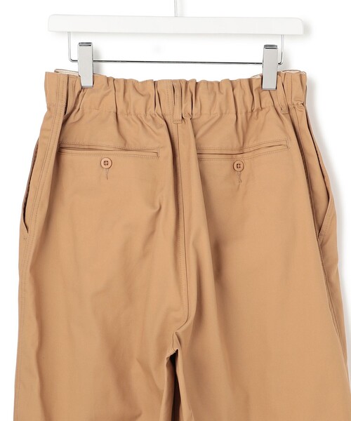 J.PRESS YORK STREET(ジェイプレスヨークストリート)の「【UNISEX】シージーワイド チノパンツ(チノパンツ・メンズ・カーキ系/黄土色系/グレー系・LARGE/MEDIUM/SMALL)」の6枚目の写真