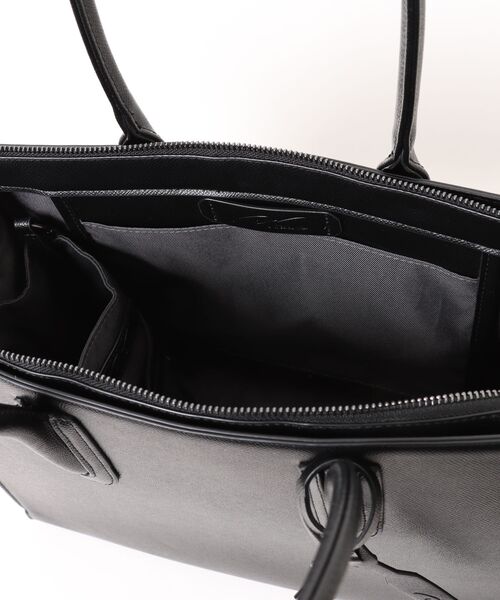 W&.Day/Night(ダブルアンド デイナイト)の「スムーク トートバッグ A4収納 11L 19192(トートバッグ・レディース・ダークグレー/ブラック・FREE)」の7枚目の写真
