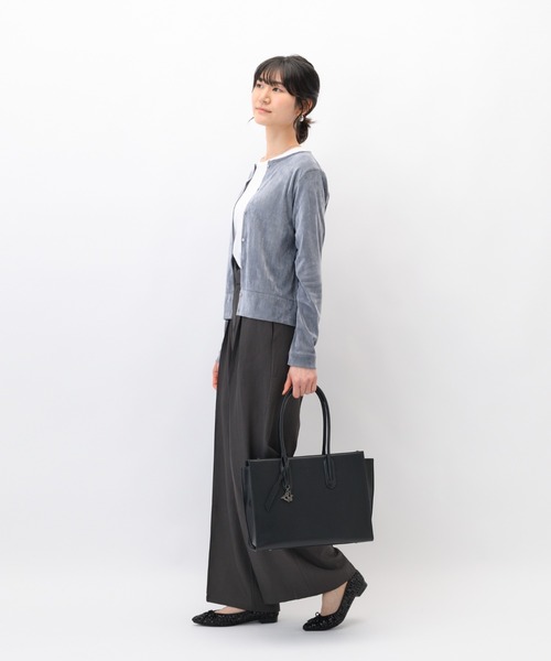 W&.Day/Night(ダブルアンド デイナイト)の「スムーク トートバッグ A4収納 11L 19192(トートバッグ・レディース・ダークグレー/ブラック・FREE)」の13枚目の写真
