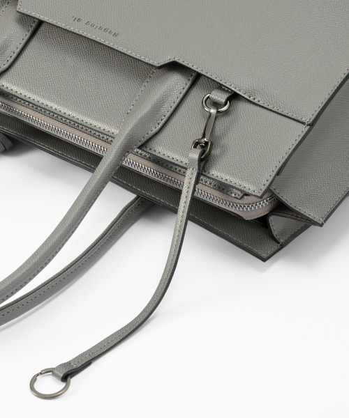 W&.Day/Night(ダブルアンド デイナイト)の「スムーク トートバッグ A4収納 11L 19192(トートバッグ・レディース・ダークグレー/ブラック・FREE)」の3枚目の写真