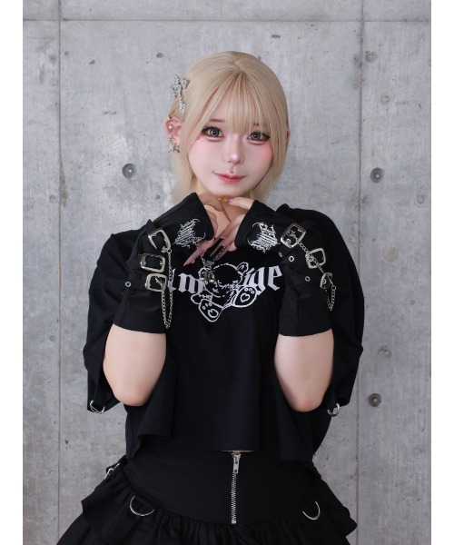 Amilige（アミリージュ）の「チェーン付きハートロゴ刺繍入りベルト付きアームウォーマー（アームカバー・レディース・ブラック・FREE）」の8枚目の写真