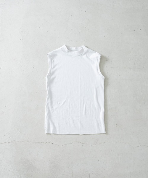 quadro(クオドロ)の「スーピマ接結ニットノースリーブハイネック(Tシャツ/カットソー・レディース・サンドベージュ/ダークネイビー/ブルーグレー・FREE)」の2枚目の写真