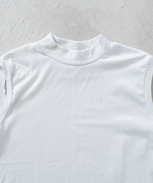 quadro(クオドロ)の「スーピマ接結ニットノースリーブハイネック(Tシャツ/カットソー・レディース・サンドベージュ/ダークネイビー/ブルーグレー・FREE)」の7枚目の写真
