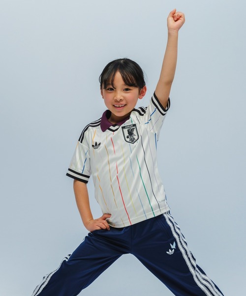 adidas(アディダス)の「キッズ アディダス サッカー日本代表 2026 アウェイ レプリカ ユニフォーム / ジャージ / アディダス adidas(ジャージ・キッズ・ホワイト・130/140/150/160)」の5枚目の写真
