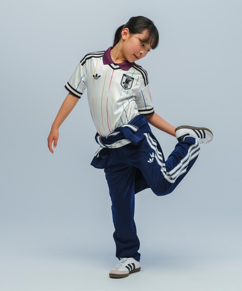 adidas(アディダス)の「キッズ アディダス サッカー日本代表 2026 アウェイ レプリカ ユニフォーム / ジャージ / アディダス adidas(ジャージ・キッズ・ホワイト・130/140/150/160)」の6枚目の写真