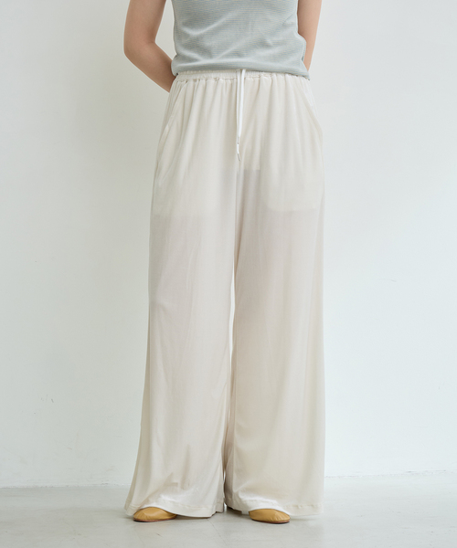 IENA LA BOUCLE(イエナラブークル)の「IENA LA BOUCLEトリアセベロアイージーワイドパンツ(その他パンツ・レディース・ブラウン/ホワイト/ブラック・40/38/36/34)」の16枚目の写真