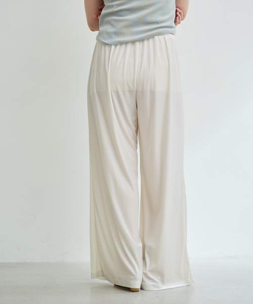 IENA LA BOUCLE(イエナラブークル)の「IENA LA BOUCLEトリアセベロアイージーワイドパンツ(その他パンツ・レディース・ブラウン/ホワイト/ブラック・40/38/36/34)」の19枚目の写真