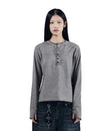AAKAM（アーカム）の「Dust Henry Neck Long Sleeve (Gray)（Tシャツ/カットソー）」