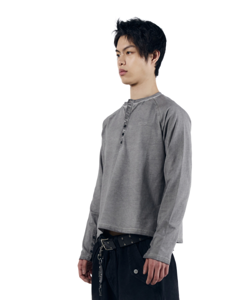 AAKAM(アーカム)の「Dust Henry Neck Long Sleeve (Gray)(Tシャツ/カットソー・レディース・その他・1/2)」の12枚目の写真