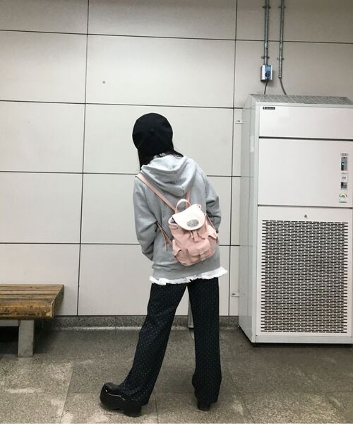 LOTSYOU(ロッツユー)の「lotsyou_Nostalgia Chubby Backpack Pink(バックパック/リュック・レディース・その他・O/S)」の3枚目の写真
