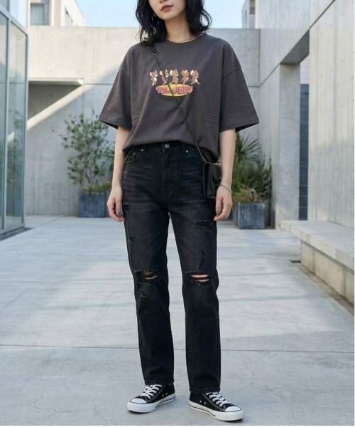 Tom&Jerry(トムアンドジェリー)の「【TOM & JERRY/トムとジェリー】キャラクタープリント半袖Tシャツ(WIDEシルエット)(Tシャツ/カットソー・レディース・スミクロ/オフホワイト/カーキ/オートミール・LARGE/MEDIUM)」の15枚目の写真
